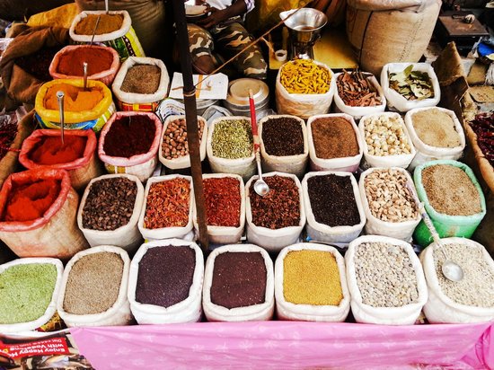 Read more about the article Explore the vibrant spice markets of Kochi for a sensory experience